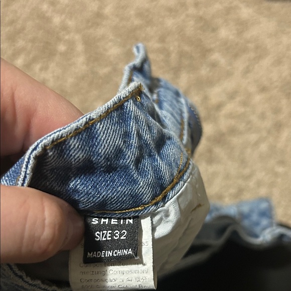 SHEIN Classic Blue Jean Shorts - Picture 2 of 5